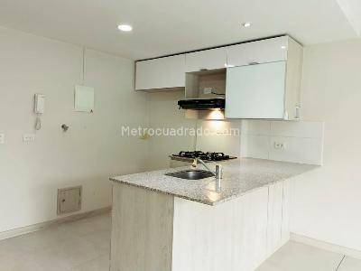 Apartamento en venta en Belen, Medellín · foto 7 de 17