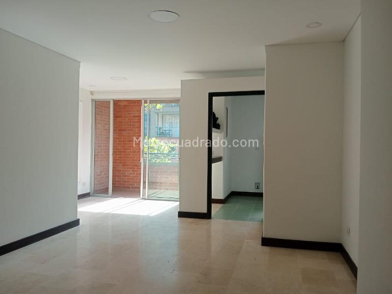 Stylish 2BR Apartment in Laureles - 2