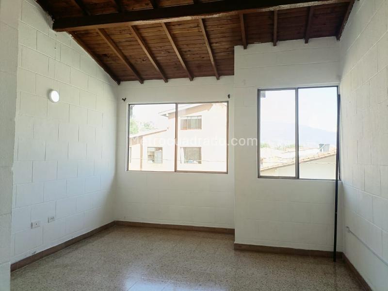 Casa de 3 Alcobas cerca a Zona Deportiva en Belén - 7