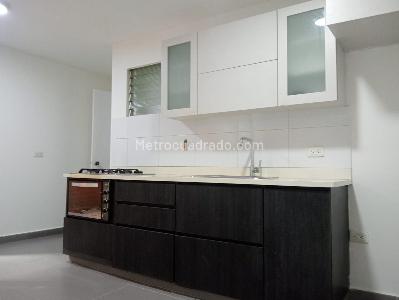 Apartamento de 2 alcobas en arriendo en Laureles, Medellín, 100 m² · foto 4 de 15