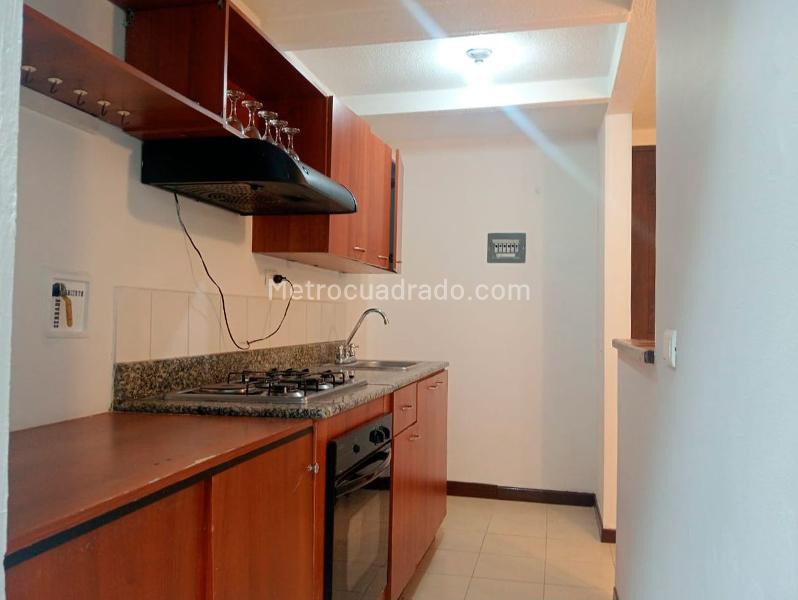 Apartamento de 3 Alcobas en Laureles con Piscina - 4