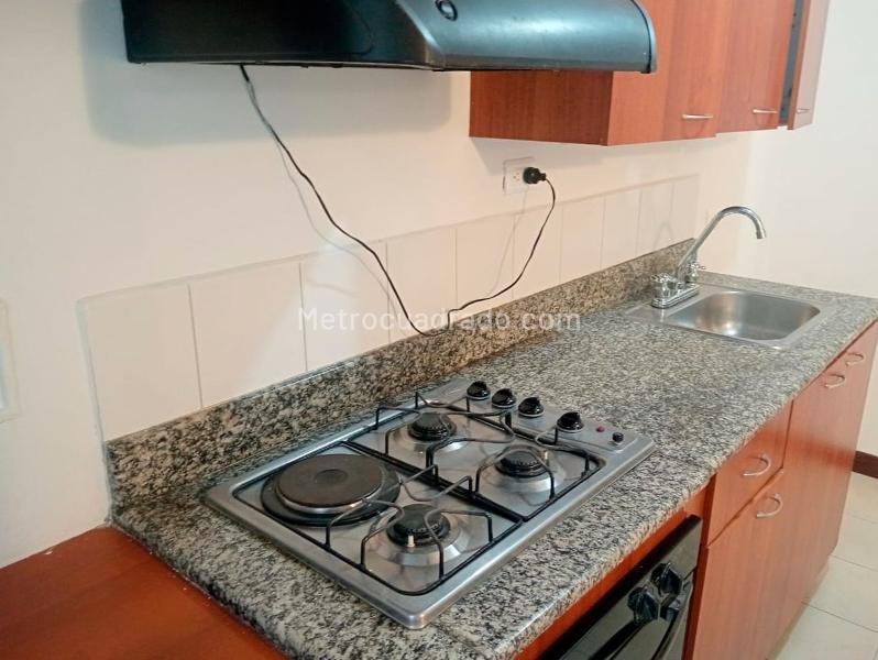 Apartamento de 3 Alcobas en Laureles con Piscina - 6