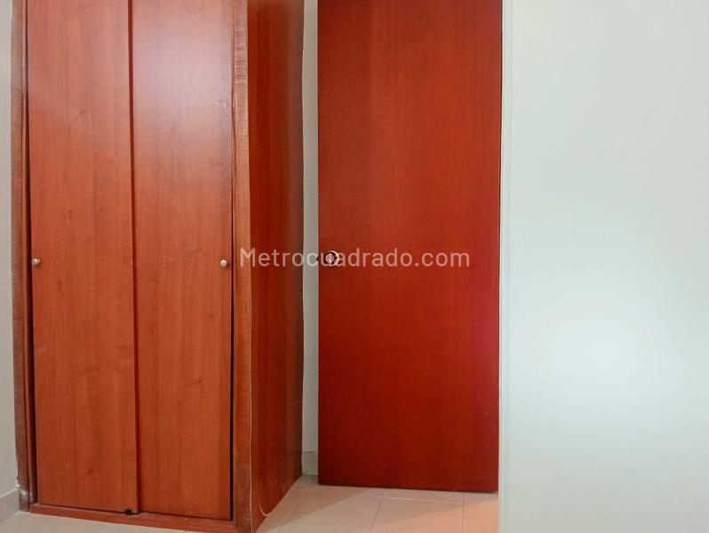 Apartamento de 3 Alcobas en Laureles con Piscina - 7