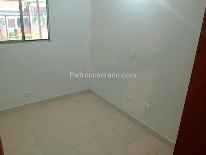Apartamento de 3 Alcobas en Laureles con Piscina - 9
