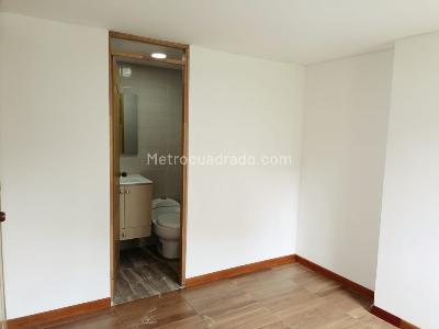 Apartamento en arriendo en Belen, Medellín · foto 11 de 14