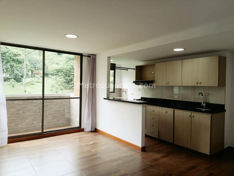 Apartamento Amplio de 2 Alcobas en Belén