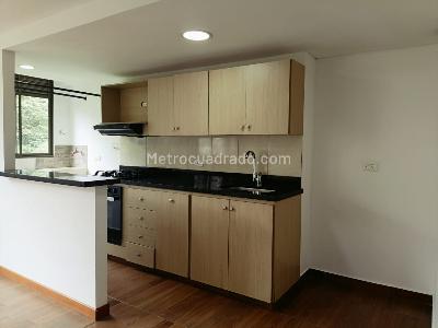 Apartamento en arriendo en Belen, Medellín · foto 5 de 14