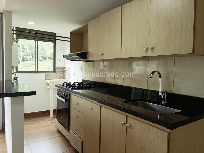 Apartamento en arriendo en Belen, Medellín · foto 6 de 14