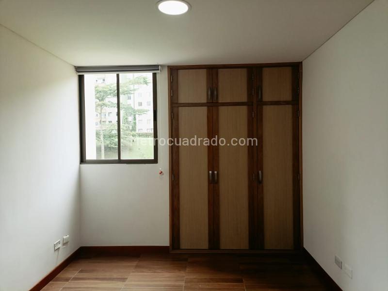 Spacious 2BR Apartment in Belen - 9