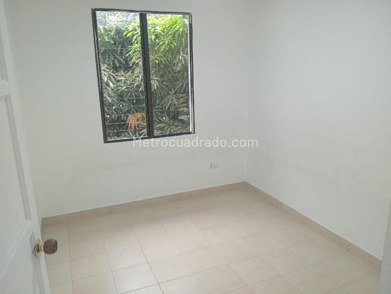 Oficina en Arriendo, LAURELES, Medellín - Mehr