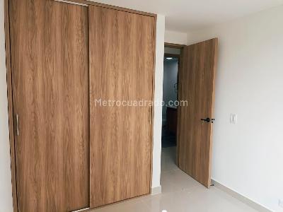 Apartamento de 3 alcobas en arriendo en Belen, Medellín, 70 m² · foto 9 de 13
