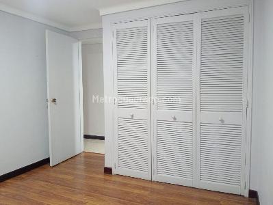 Apartamento de 3 alcobas en venta en Laureles, Medellín, 195 m² · foto 11 de 19