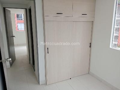 Apartamento de 3 alcobas en venta en La America, Medellín, 54 m² · foto 10 de 18