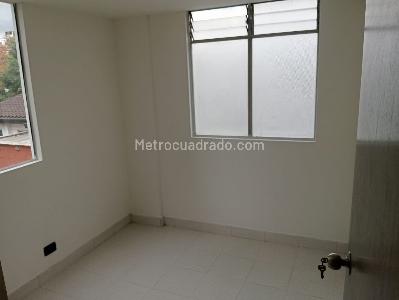 Apartamento de 3 alcobas en venta en La America, Medellín, 54 m² · foto 11 de 18