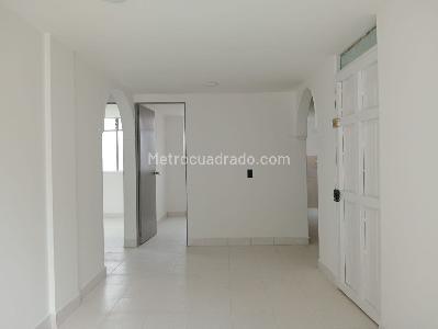 Apartamento de 3 alcobas en venta en La America, Medellín, 54 m² · foto 3 de 18