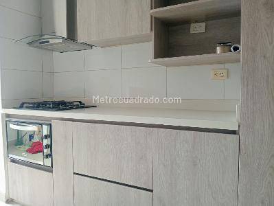 Apartamento de 3 alcobas en venta en Laureles, Medellín, 135 m² · foto 10 de 19