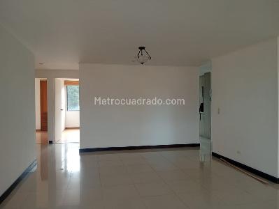 Apartamento de 3 alcobas en venta en Laureles, Medellín, 135 m² · foto 5 de 19