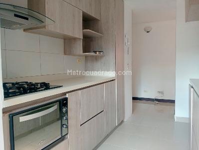 Apartamento de 3 alcobas en venta en Laureles, Medellín, 135 m² · foto 6 de 19