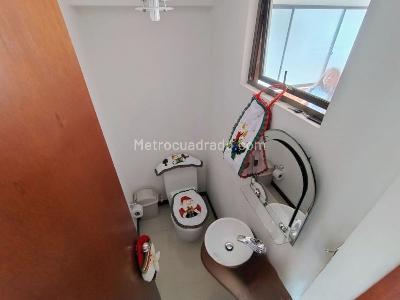 Casa en venta en Belen, Medellín · foto 10 de 14