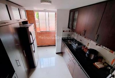 Casa en venta en Belen, Medellín · foto 3 de 14