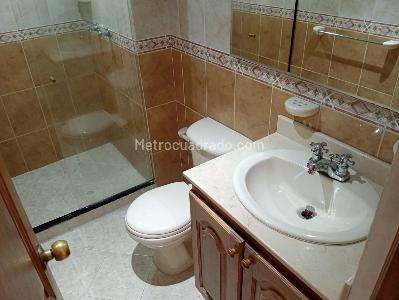Apartamento de 3 alcobas en venta en Laureles, Medellín, 131 m² · foto 18 de 19