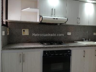 Apartamento de 3 alcobas en venta en Laureles, Medellín, 131 m² · foto 6 de 19