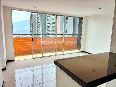 Apartamento en venta en Belen, Medellín · foto 2 de 16