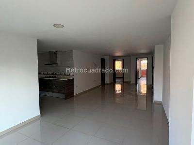 Apartamento en venta en La America, Medellín · foto 2 de 17