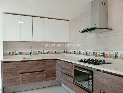 Apartamento en venta en La America, Medellín · foto 4 de 17