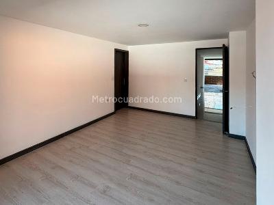 Apartamento en venta en La America, Medellín · foto 8 de 17