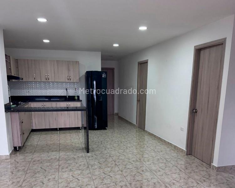 Apartamento exterior en arriendo con 3 alcobas en Itagüí - 3