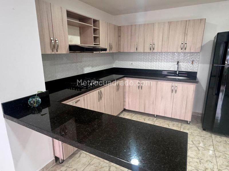 Apartamento exterior en arriendo con 3 alcobas en Itagüí - 4