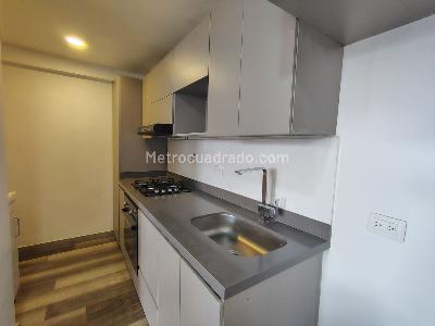Apartamento en arriendo en Laureles, Medellín · foto 10 de 14