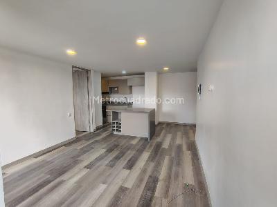 Apartamento en arriendo en Laureles, Medellín · foto 4 de 14