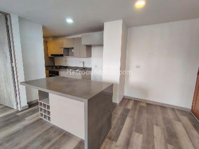 Apartamento en arriendo en Laureles, Medellín · foto 8 de 14