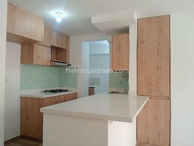 Apartamento en venta en La America, Medellín · foto 3 de 16