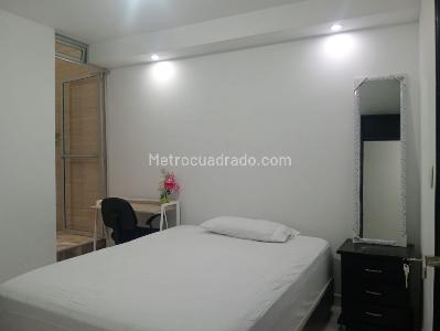 Apartamento en arriendo en Laureles, Medellín · foto 10 de 18