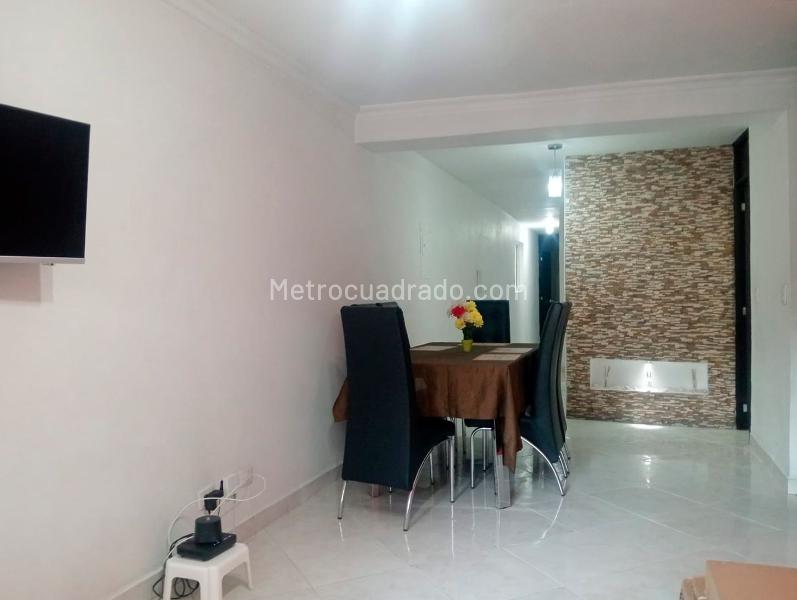 3BR Exterior Apartment for Rent in Laureles - 3