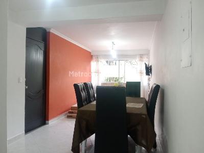 Apartamento en arriendo en Laureles, Medellín · foto 4 de 18
