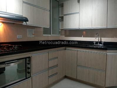 Apartamento en arriendo en Laureles, Medellín · foto 6 de 18