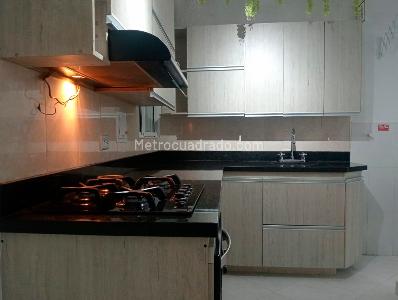 Apartamento en arriendo en Laureles, Medellín · foto 7 de 18