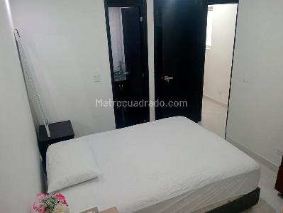 Apartamento en arriendo en Laureles, Medellín · foto 9 de 18