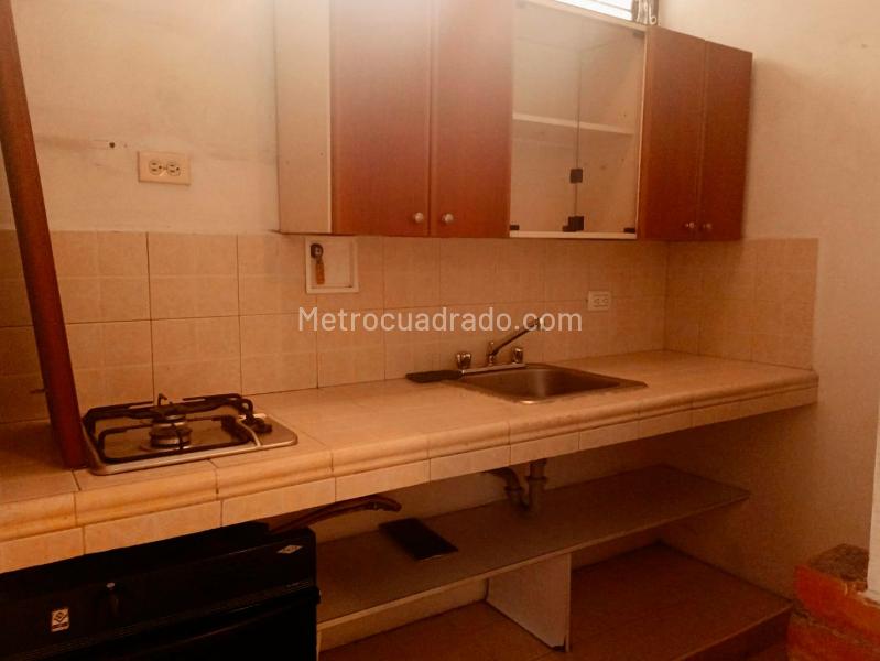 Estudio Dúplex de 1 Alcoba en Belén cerca a Vías Principales - 6