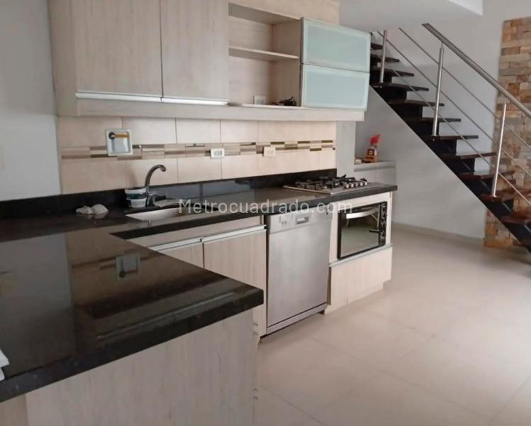 Casa de 4 Alcobas en Arriendo en Belén con Jacuzzi - 6