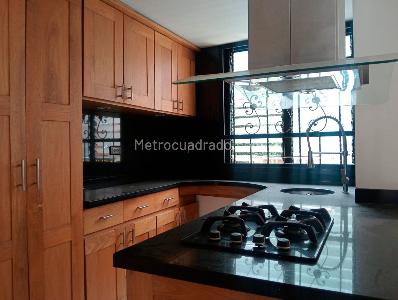 Apartamento de 2 alcobas en arriendo en Laureles, Medellín, 84 m² · foto 10 de 19