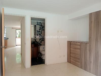 Apartamento de 2 alcobas en arriendo en Laureles, Medellín, 84 m² · foto 13 de 19