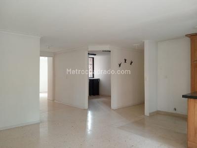 Apartamento de 2 alcobas en arriendo en Laureles, Medellín, 84 m² · foto 3 de 19