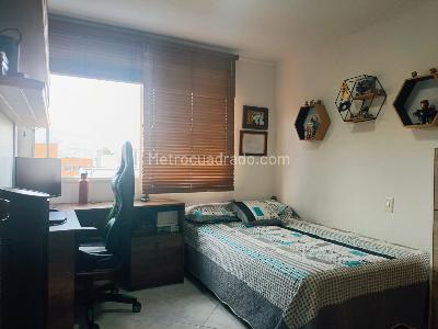 Apartamento de 3 alcobas en venta en Belen, Medellín, 95 m² · foto 13 de 18