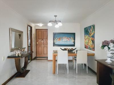 Apartamento de 3 alcobas en venta en Belen, Medellín, 95 m² · foto 4 de 18
