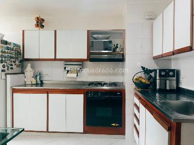 Apartamento de 3 alcobas en venta en Belen, Medellín, 95 m² · foto 8 de 18